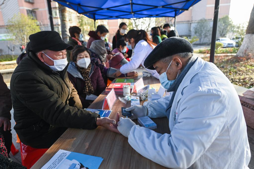 新华全媒+丨浙江嘉兴：夯实农村疫情防线和卫生健康服务