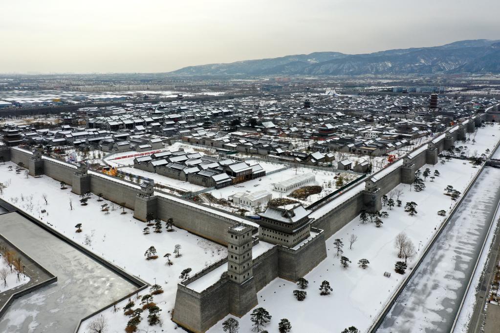 雪落“凤凰城”