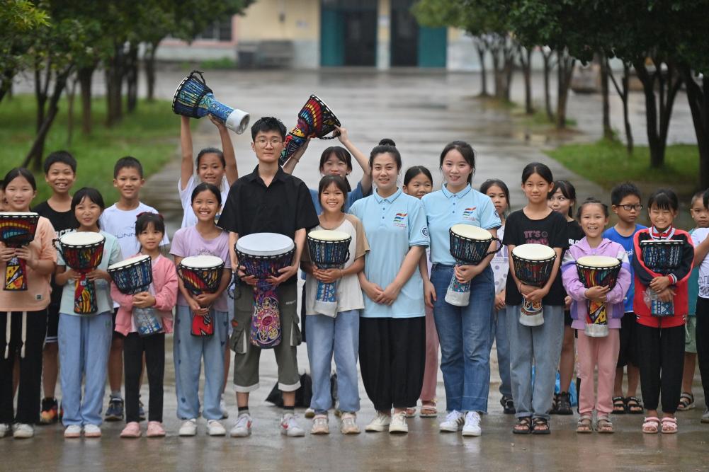 扎根基层沃土 大学生暑期助力乡村振兴