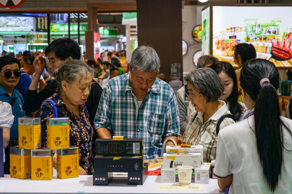 第二十一届中国西部（重庆）国际农产品交易会举行