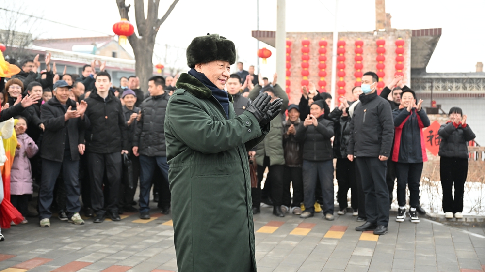 习近平春节前夕赴山西看望慰问基层干部群众