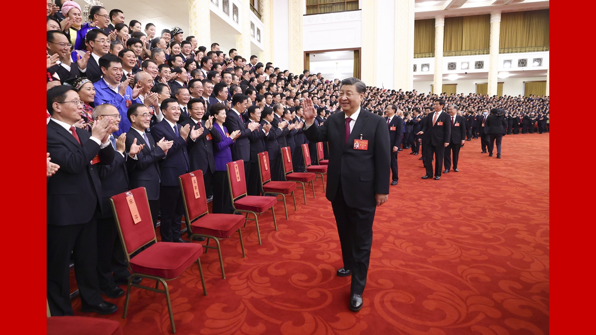 习近平等领导同志亲切会见出席党的二十大代表、特邀代表和列席人员